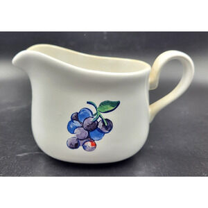 Vintage Corelle Coordinates Fruit Grapes Pattern Stoneware Gravy Boat 7x4